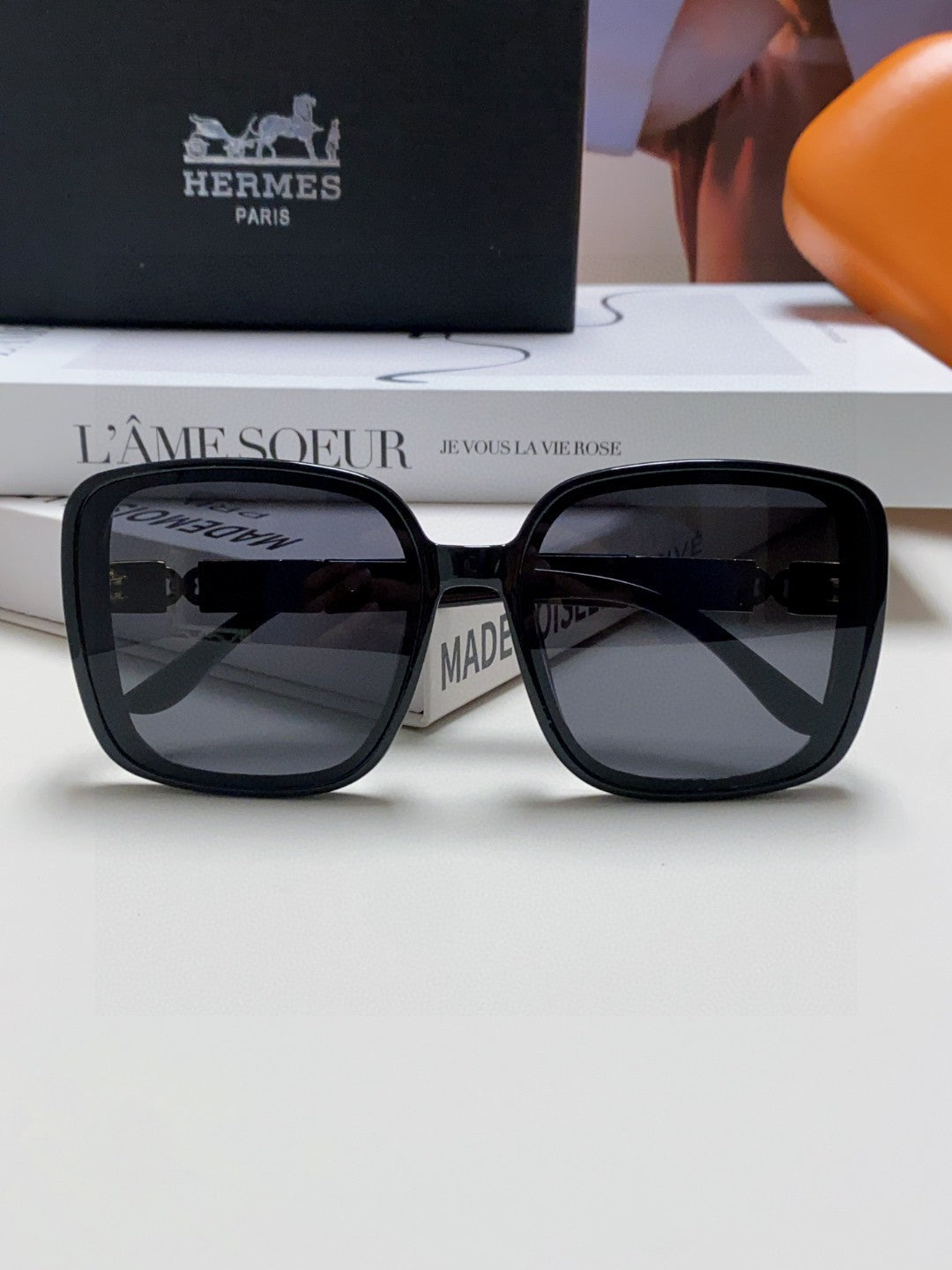 Hermès Polarized Square Black Lens Sunglasses for Women - 358921 - detail image 5