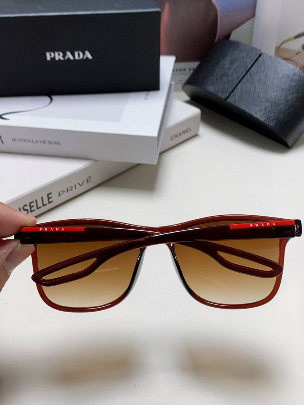 Prada Polarized Fashion Brown Lens Sunglasses for Men & Women - 487111 - detail image 4