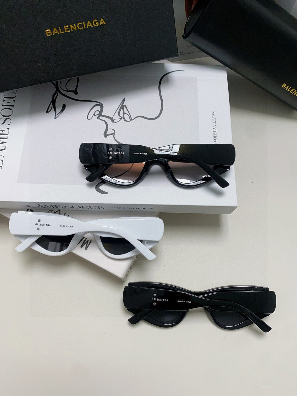 Balenciaga Polarized Cat-Eye Silver Lens Sunglasses for Men & Women - 449634 - detail image 8