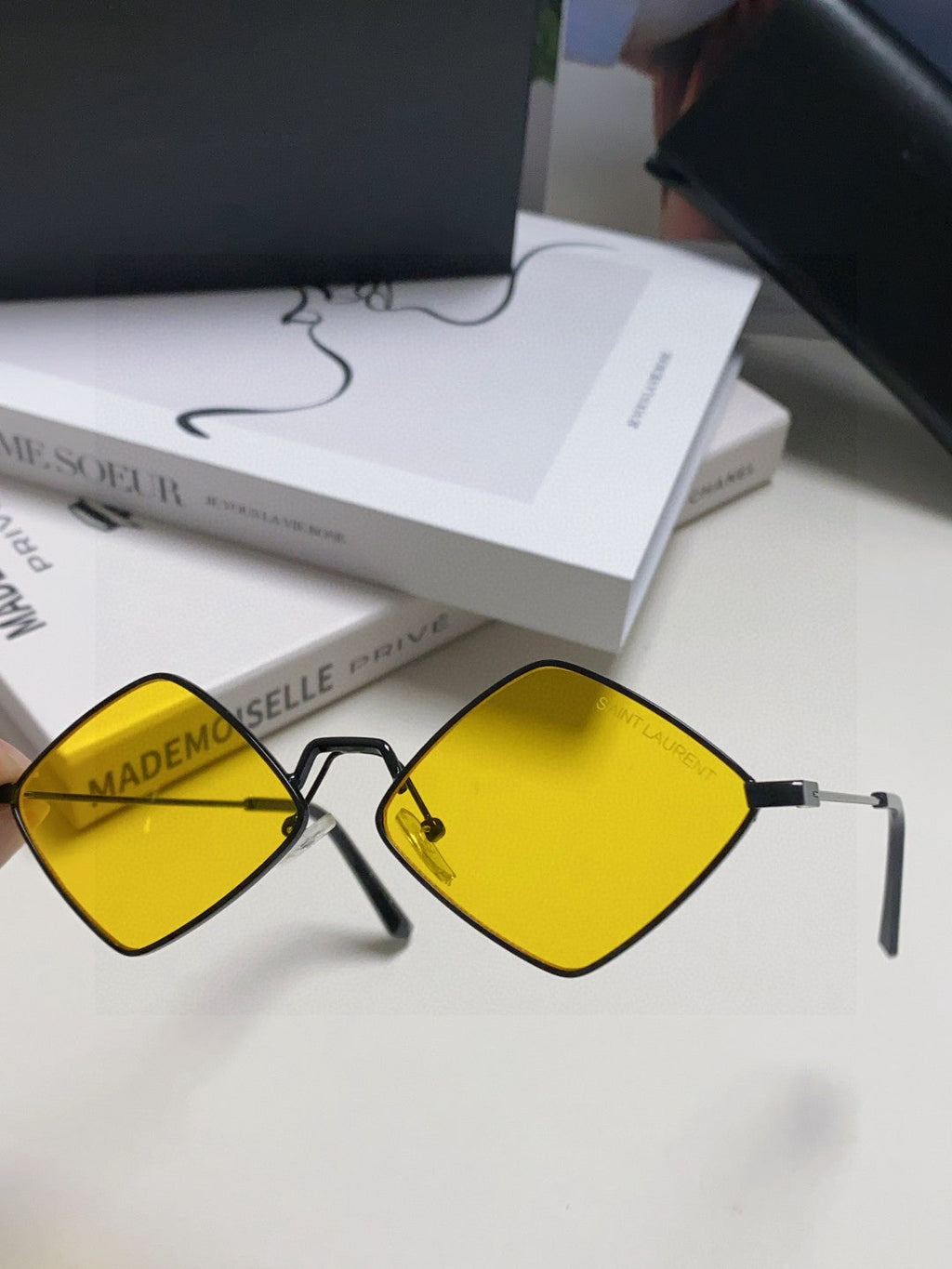 Saint Laurent Fashion Yellow Lens Sunglasses for Women - 415556 - detail image 5