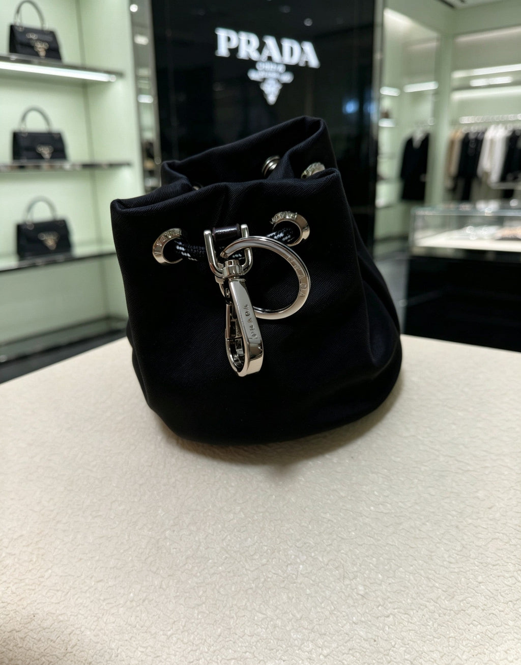 Prada F0008 Fashion Black Lens Sunglasses for Men & Women - 398938 - detail image 3