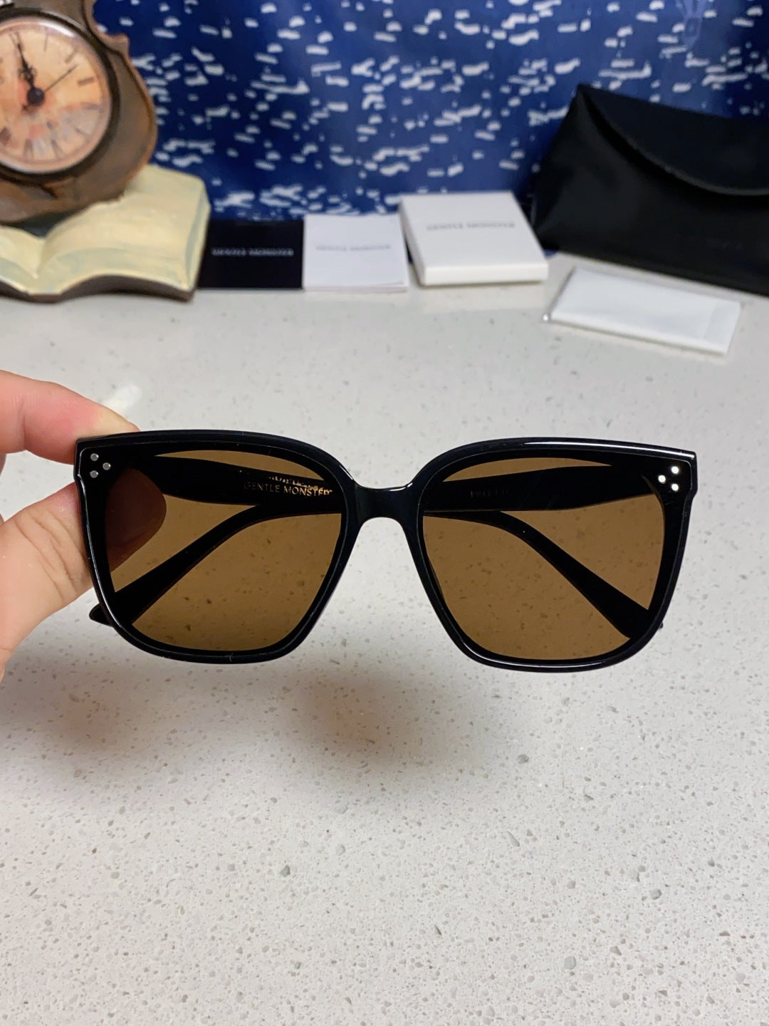 Gentle Monster PALETTE Fashion Black Lens Sunglasses for Men & Women - 158659 - detail image 4
