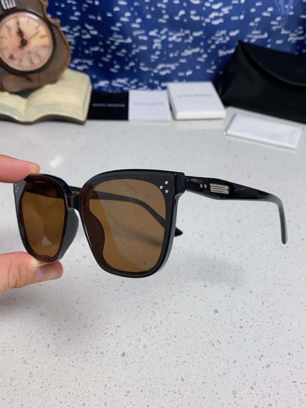 Gentle Monster PALETTE Fashion Black Lens Sunglasses for Men & Women - 158659 - detail image 6