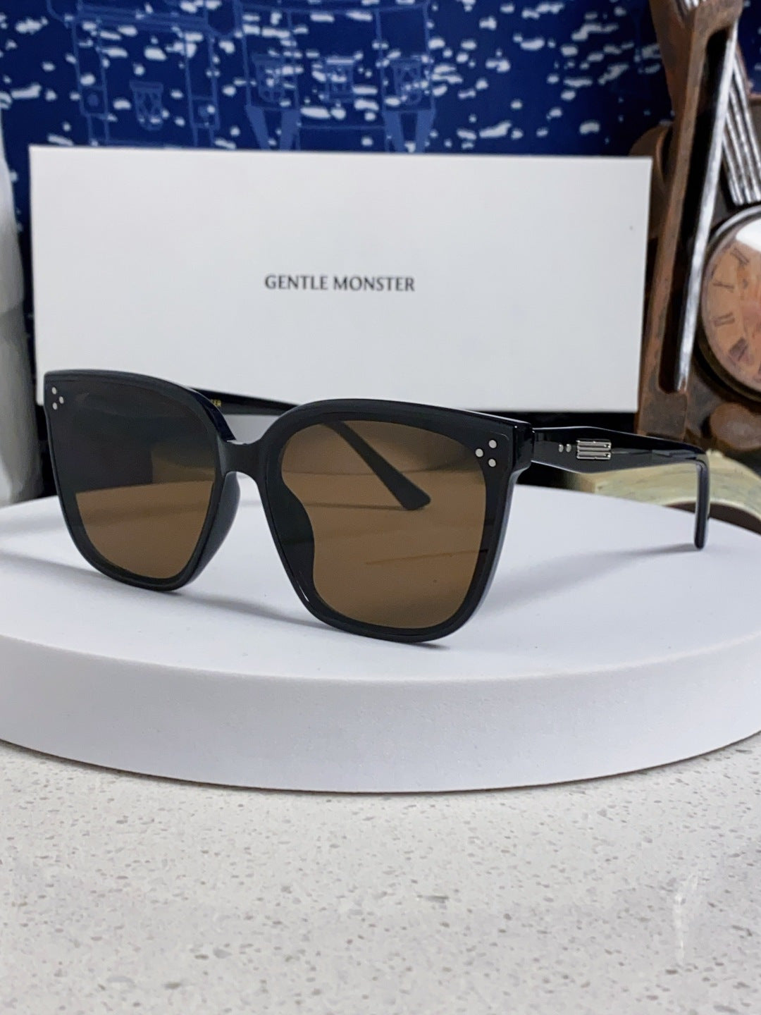 Gentle Monster PALETTE Fashion Black Lens Sunglasses for Men & Women - 158659