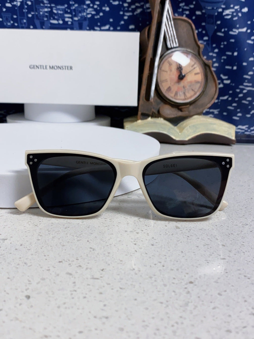 Gentle Monster SOLBEI Metal Fashion Blue Lens Sunglasses for Women - detail image 9