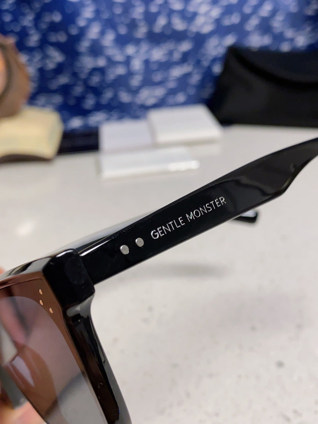 Gentle Monster SOLBEI Metal Fashion Black Lens Sunglasses for Women - detail image 7