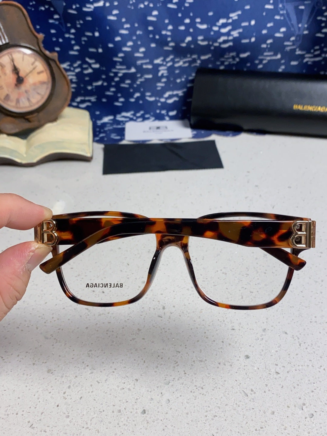 Balenciaga Folding Square Red Lens Sunglasses for Men & Women - 416118 - detail image 4