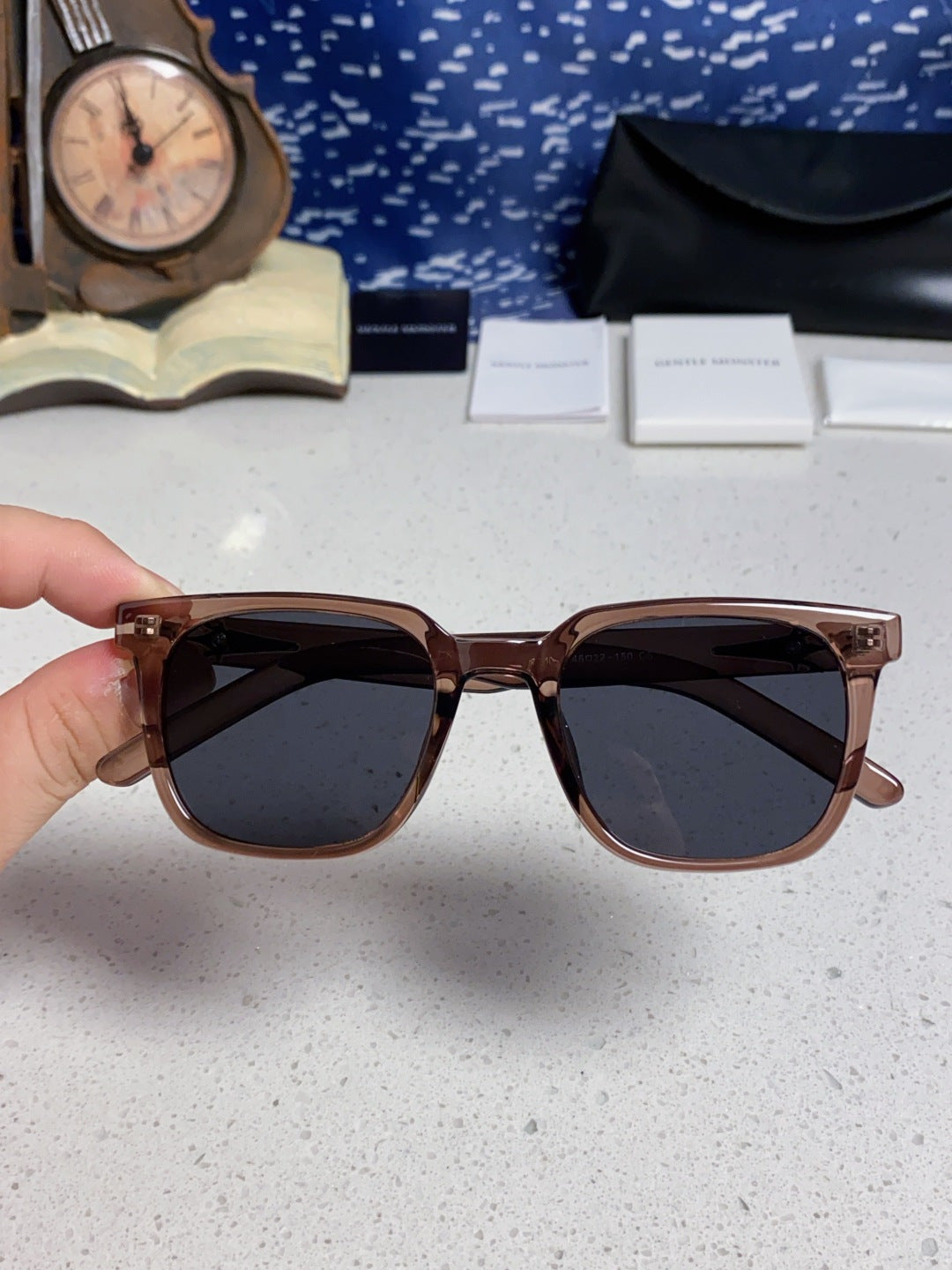 Gentle Monster TR1076 Fashion Black Lens Sunglasses for Men & Women - 466361 - detail image 4