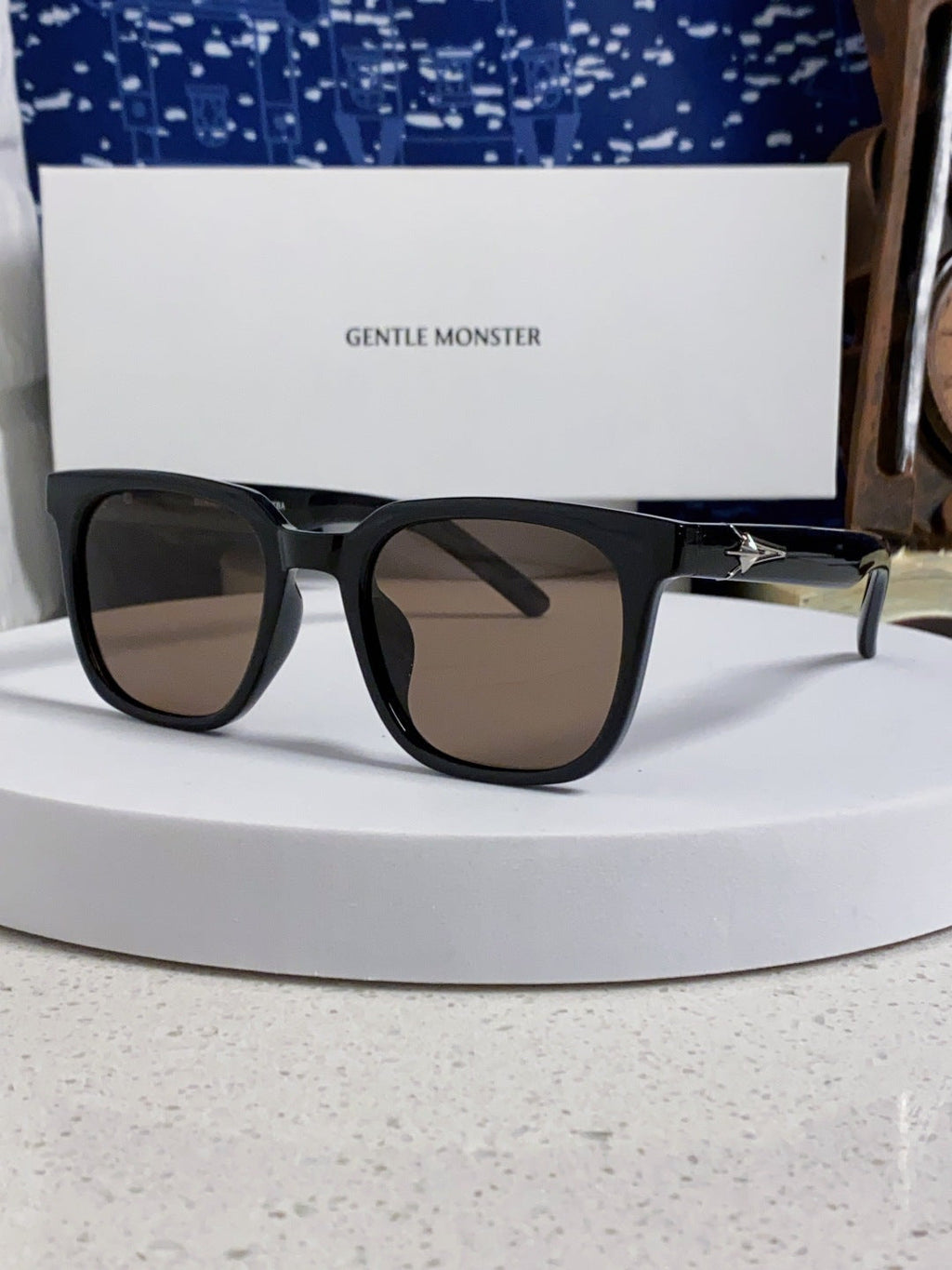Gentle Monster TR1076 Fashion Brown Lens Sunglasses for Men & Women