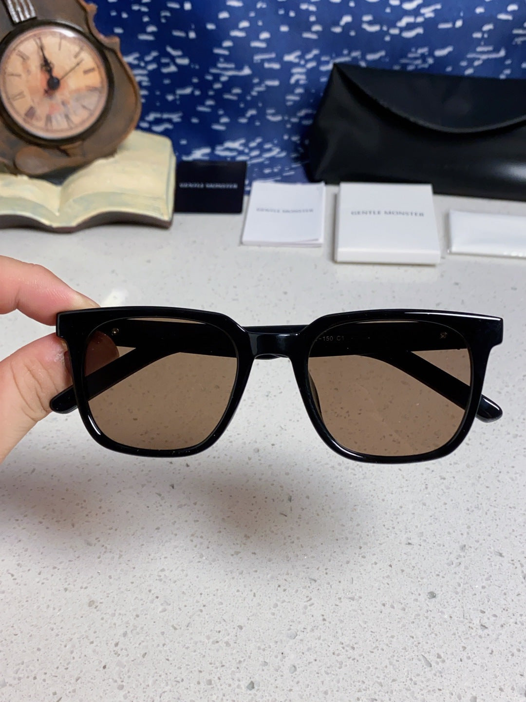 Gentle Monster TR1076 Fashion Brown Lens Sunglasses for Men & Women - detail image 4