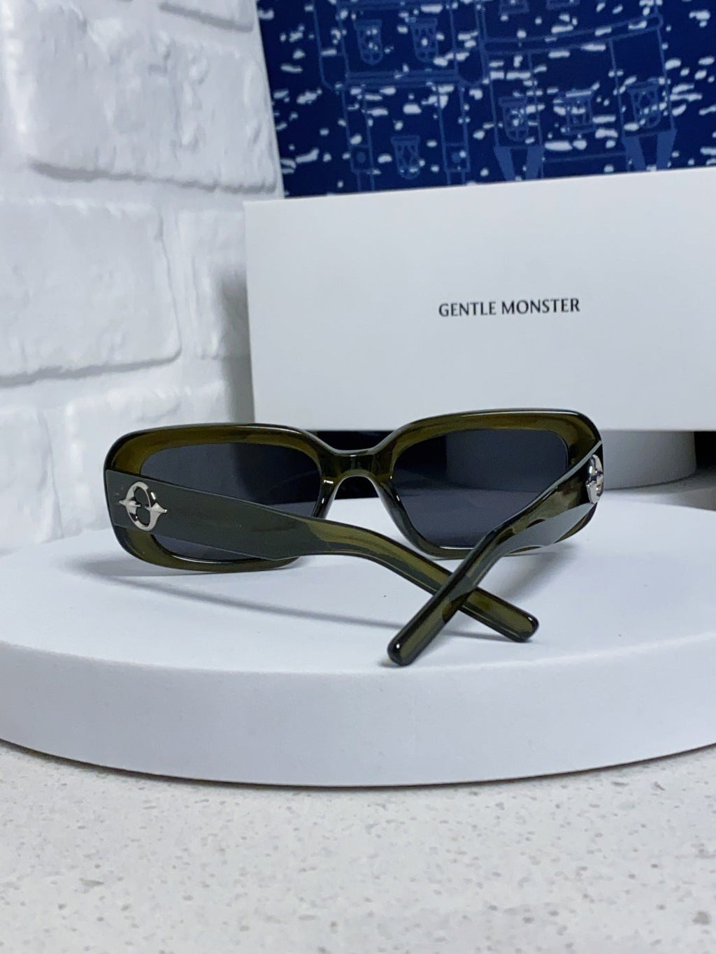 Gentle Monster THE Polarized Square Black Lens Sunglasses for Men & W - 466400 - detail image 3