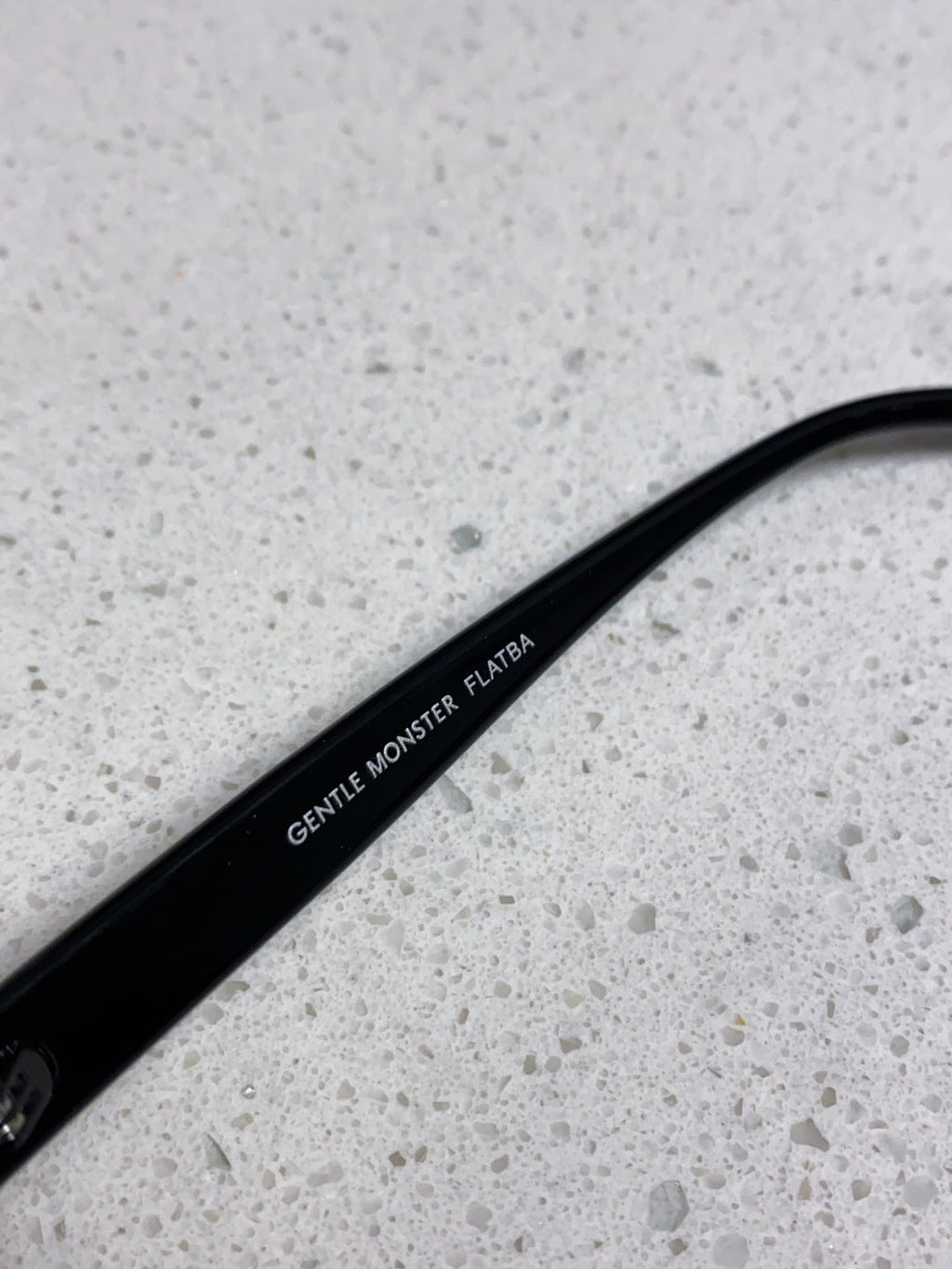Gentle Monster TR1080 Polarized Cat-Eye Black Lens Sunglasses for Men & Women - detail image 8