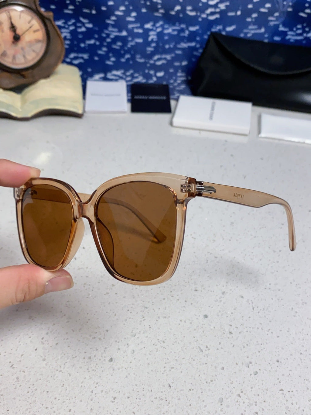 Gentle Monster LAROSA Square Brown Lens Sunglasses for Men & Women - 358882 - detail image 6