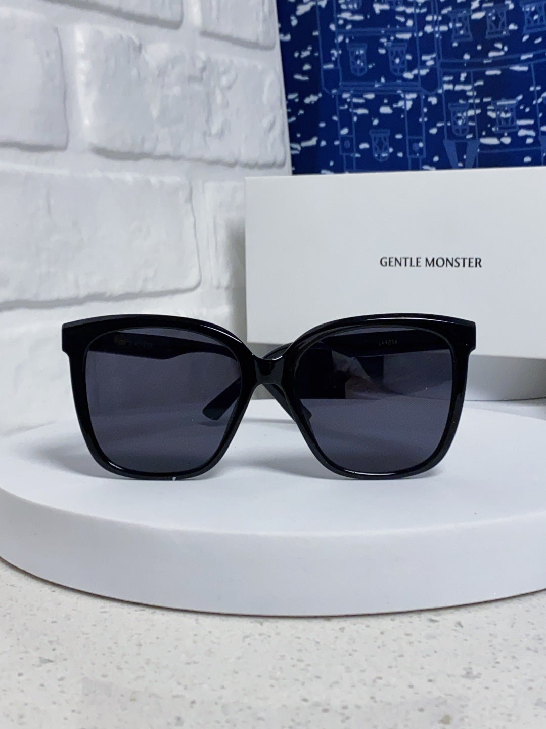 Gentle Monster LAROSA Square Black Lens Sunglasses for Men & Women - detail image 3