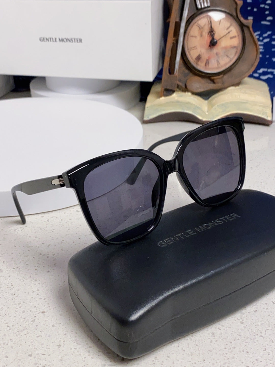 Gentle Monster LAROSA Square Black Lens Sunglasses for Men & Women - 358885 - detail image 11