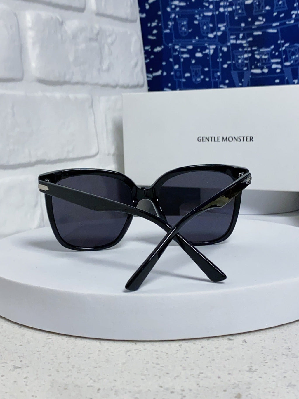 Gentle Monster LAROSA Square Black Lens Sunglasses for Men & Women - detail image 4