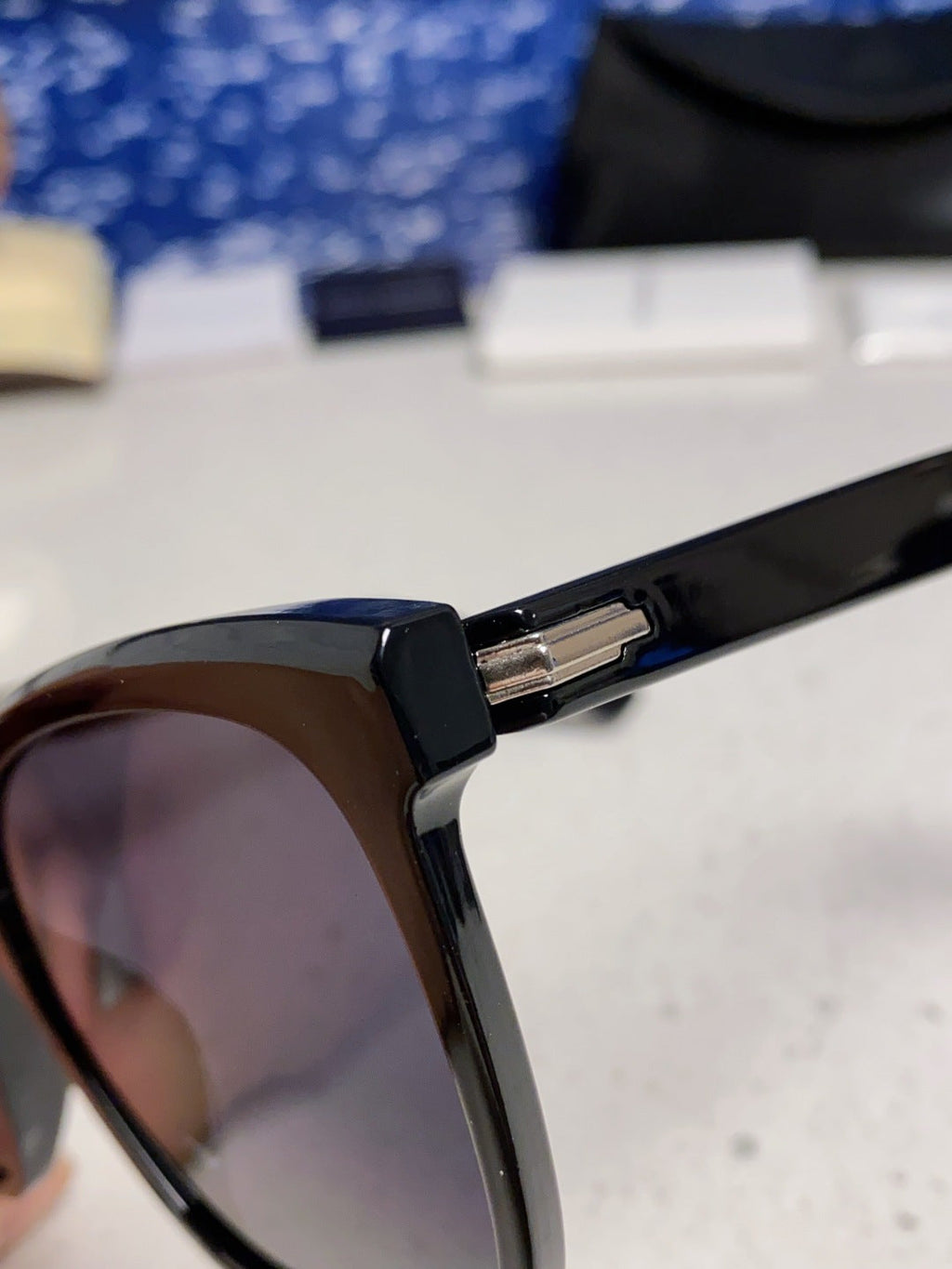 Gentle Monster LAROSA Square Black Lens Sunglasses for Men & Women - 358885 - detail image 8