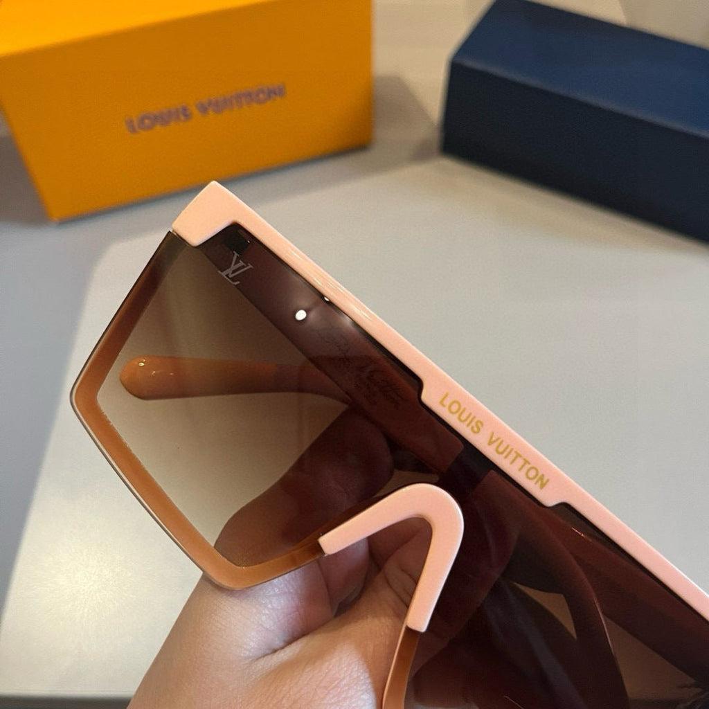 Louis Vuitton Fashion Gold Lens Sunglasses for Men & Women - 464683 - detail image 10