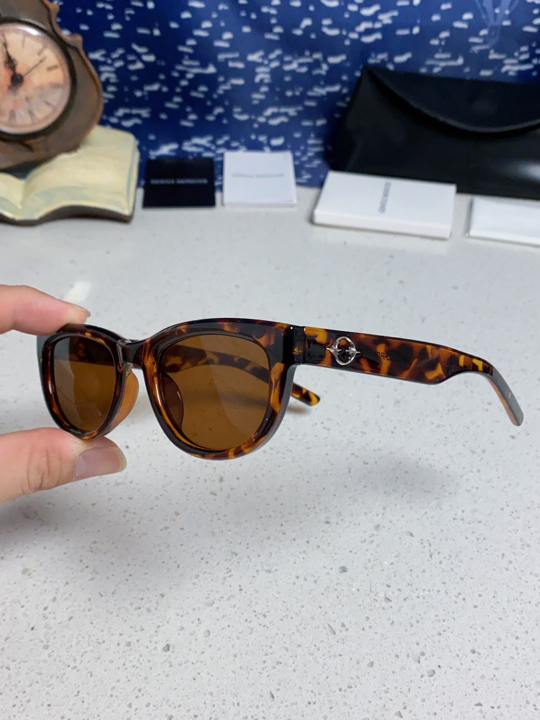 Gentle Monster MONOCHROME Round Brown Lens Sunglasses for Women - 158664 - detail image 6