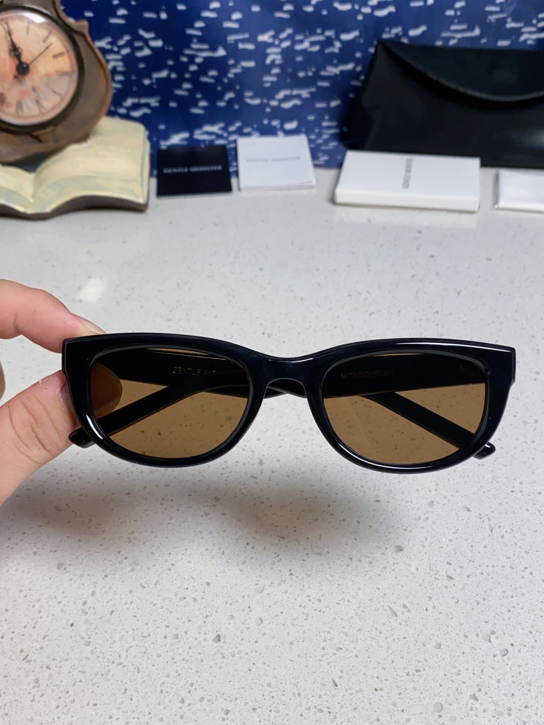 Gentle Monster MONOCHROME Round Brown Lens Sunglasses for Women - 158665 - detail image 4