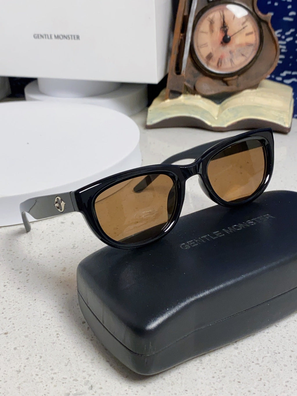 Gentle Monster MONOCHROME Round Brown Lens Sunglasses for Women - 158665 - detail image 10