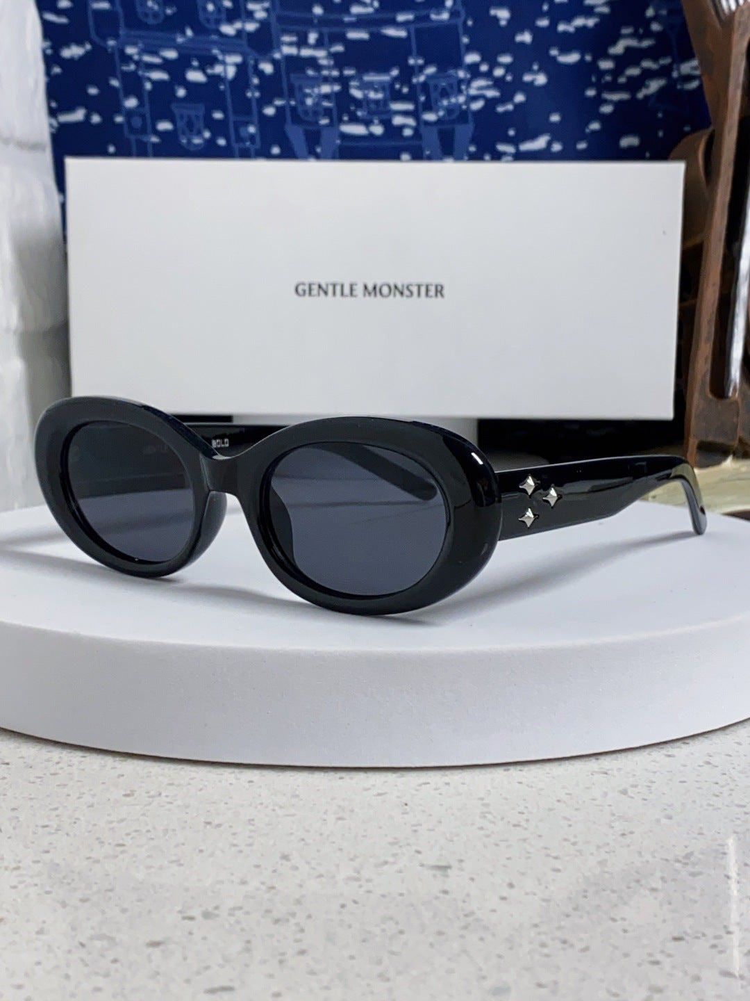 Gentle Monster EVE Polarized Cat-Eye Blue Lens Sunglasses for Men & Women