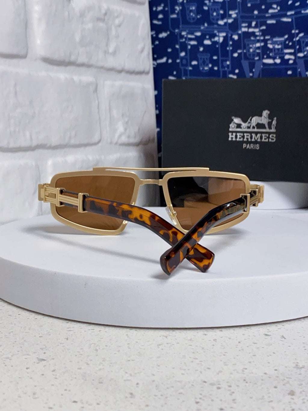 Hermès Fashion Brown Lens Sunglasses for Men & Women - detail image 3