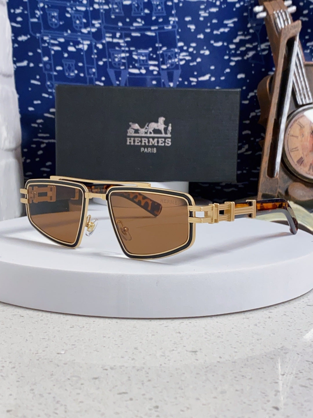 Hermès Fashion Brown Lens Sunglasses for Men & Women - 416528