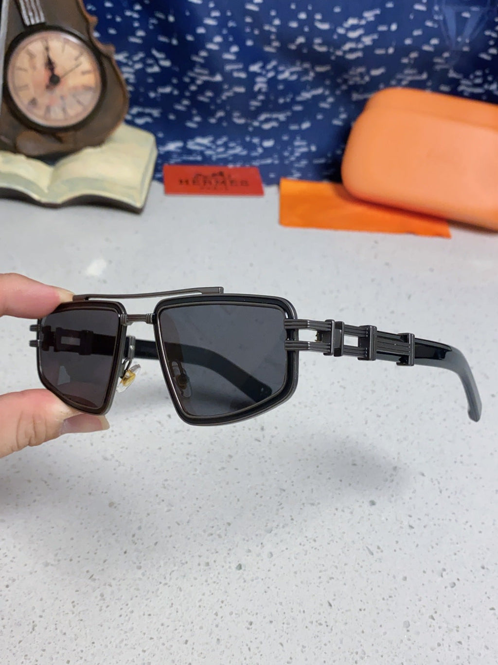 Hermès Fashion Gray Lens Sunglasses for Men & Women - 416530 - detail image 6