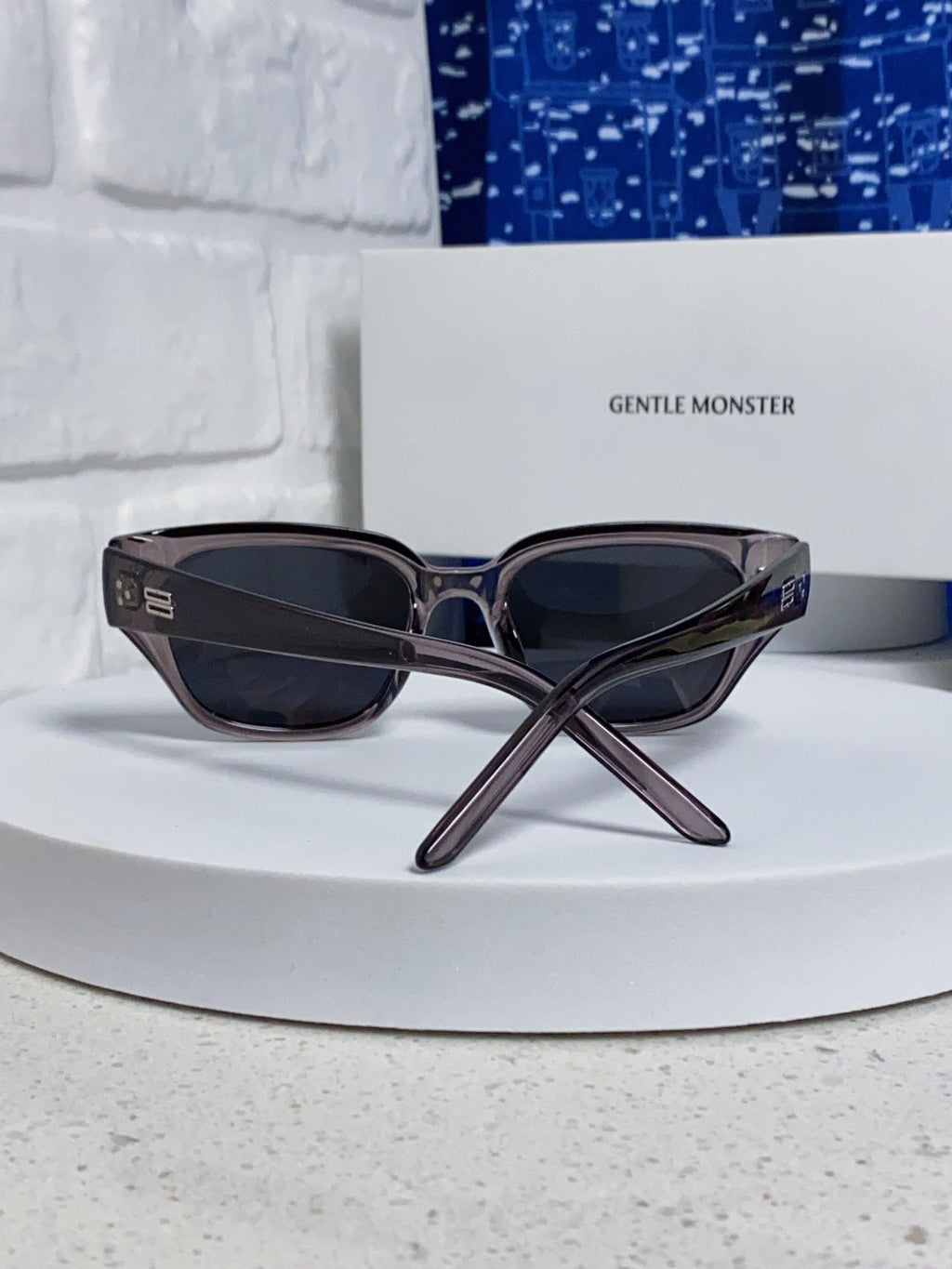 Gentle Monster TR1088 Square Black Lens Sunglasses for Women - 416468 - detail image 3