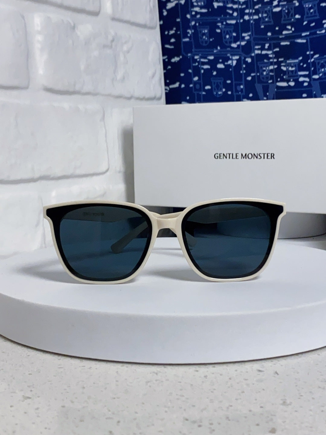 Gentle Monster TAM Polarized Fashion Blue Lens Sunglasses for Men - detail image 2