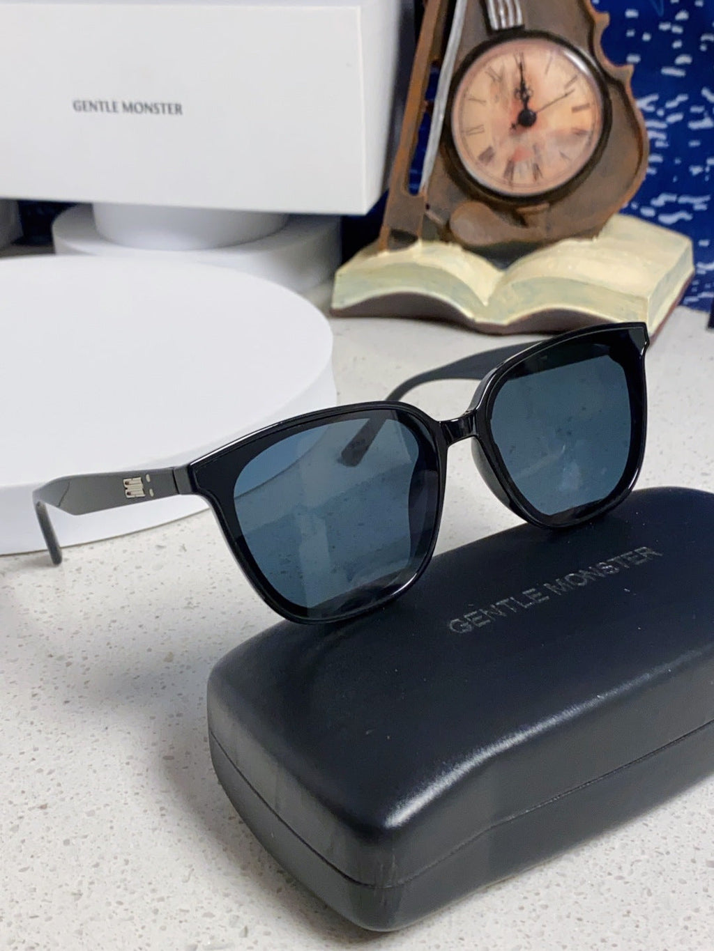 Gentle Monster TAM Polarized Fashion Black Lens Sunglasses for Men - detail image 10