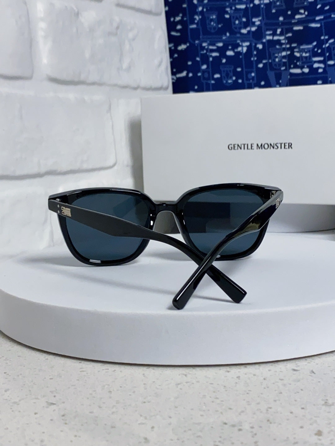 Gentle Monster TAM Polarized Fashion Black Lens Sunglasses for Men - detail image 3