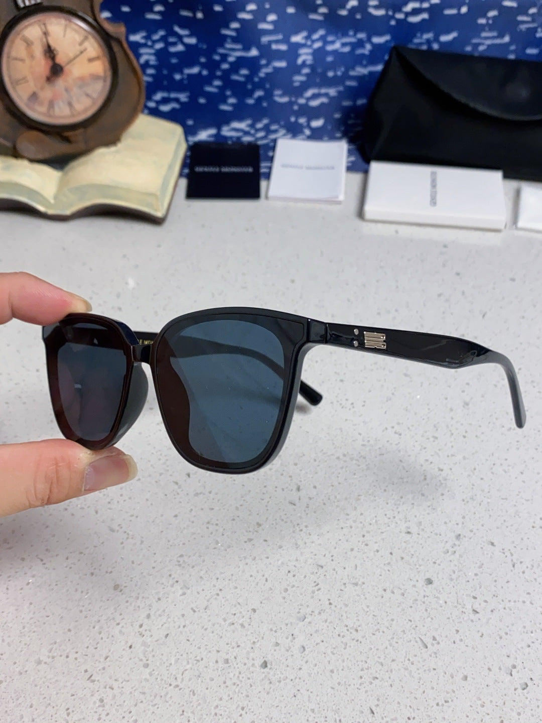 Gentle Monster TAM Polarized Fashion Black Lens Sunglasses for Men - detail image 6