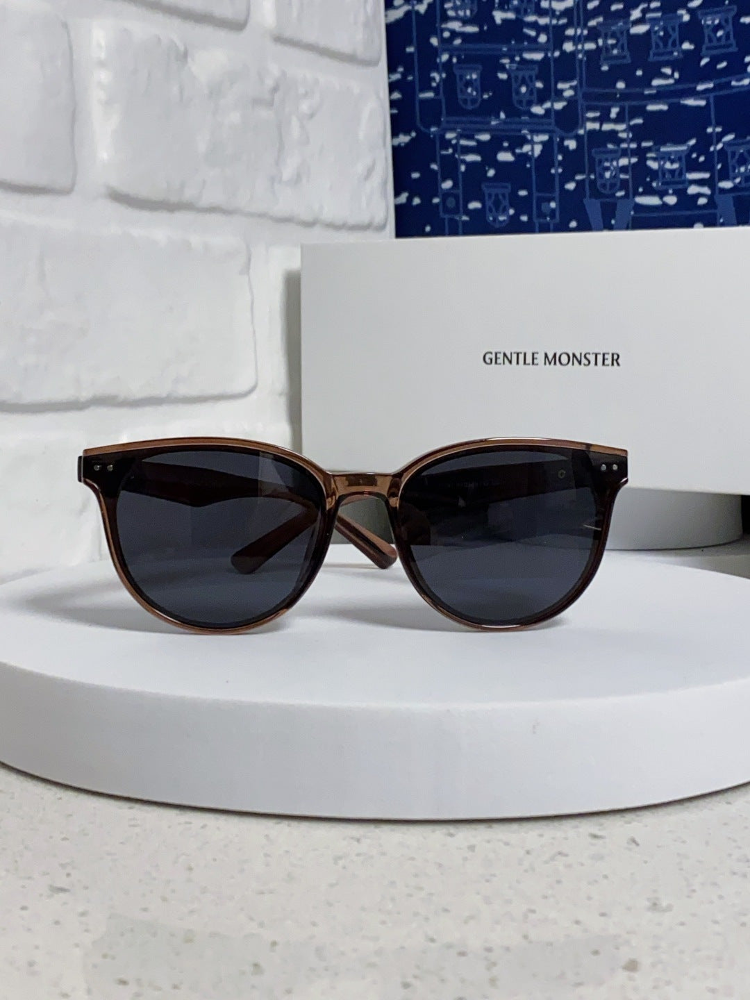 Gentle Monster TR1091 Round Silver Lens Sunglasses for Men & Women - detail image 2