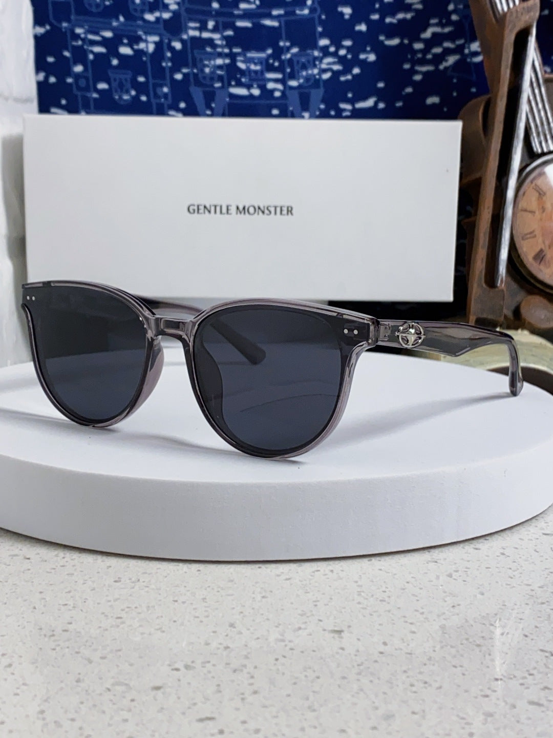 Gentle Monster TR1091 Round Black Lens Sunglasses for Men & Women - 416485