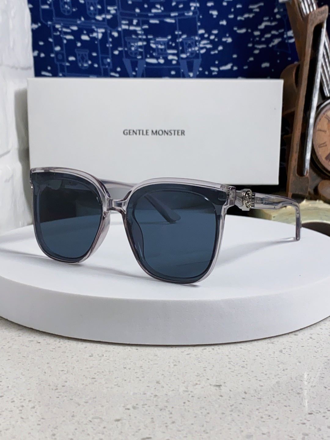 Gentle Monster SWIPE4 Square Black Lens Sunglasses for Men & Women - 487989