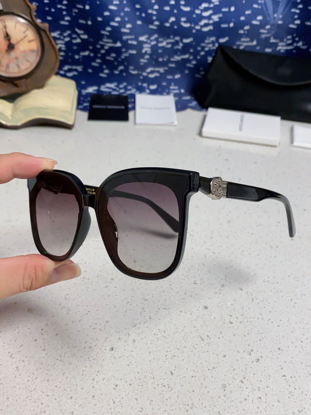 Gentle Monster SWIPE4 Square Gray Lens Sunglasses for Men & Women - 416493 - detail image 6