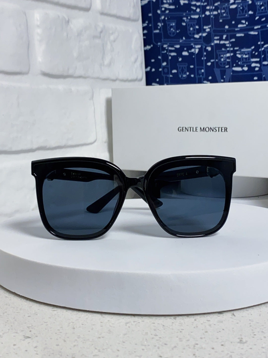 Gentle Monster SWIPE4 Square Black Lens Sunglasses for Men & Women - 416494 - detail image 2