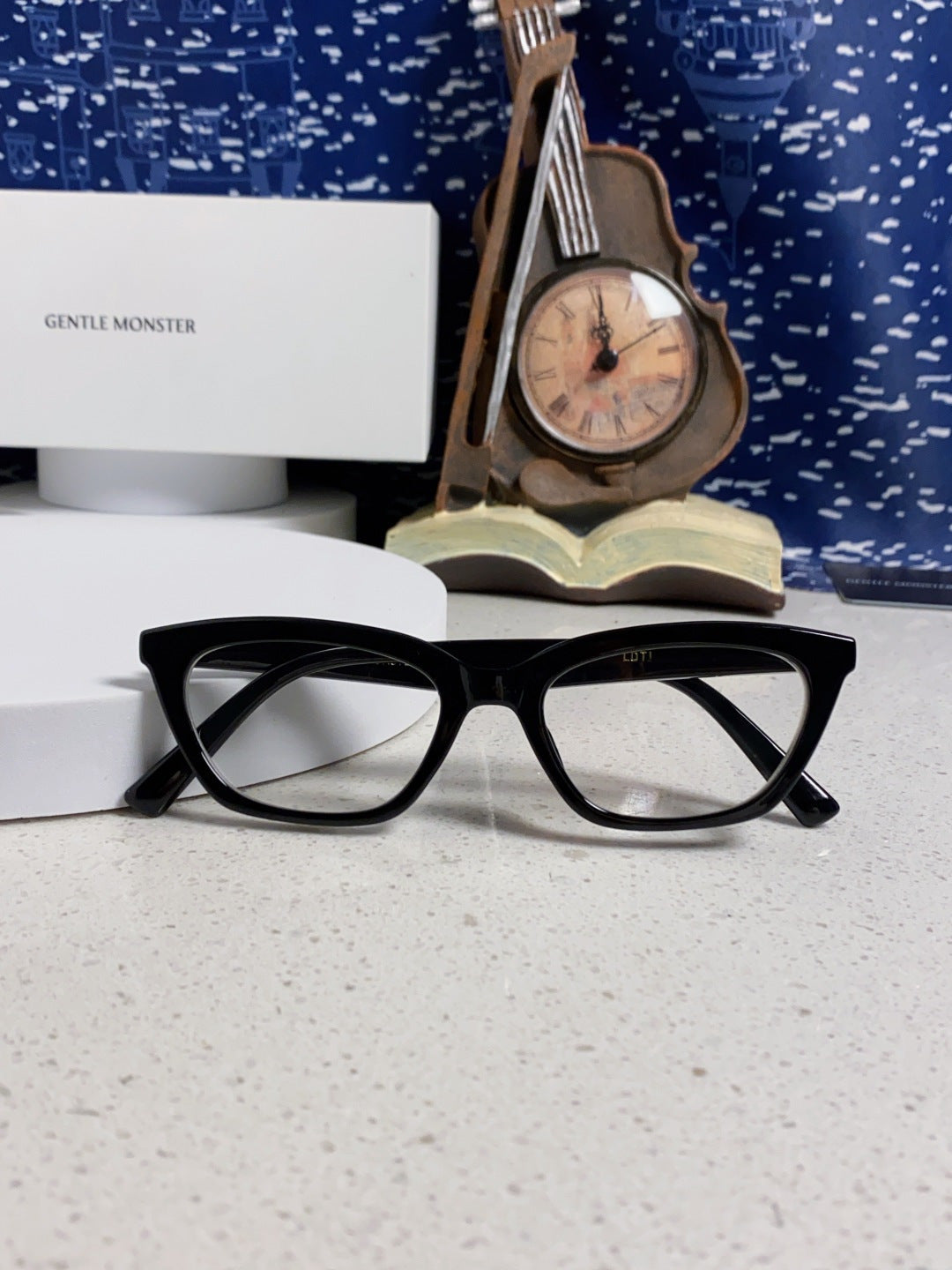 Gentle Monster LOTI Blue-Light Cat-Eye Silver Lens Sunglasses for Men - 432920 - detail image 9