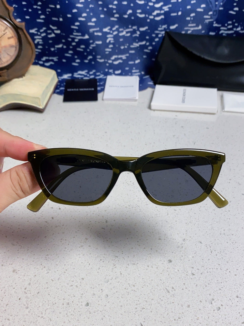 Gentle Monster LOTI Blue-Light Cat-Eye Black Lens Sunglasses for Men - 432922 - detail image 4