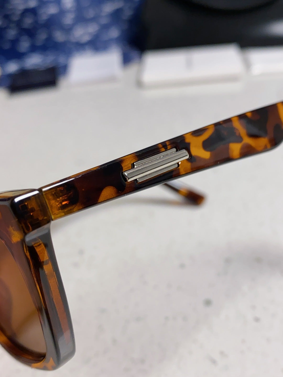 Gentle Monster LOTI Blue-Light Cat-Eye Brown Lens Sunglasses for Men - 432923 - detail image 7