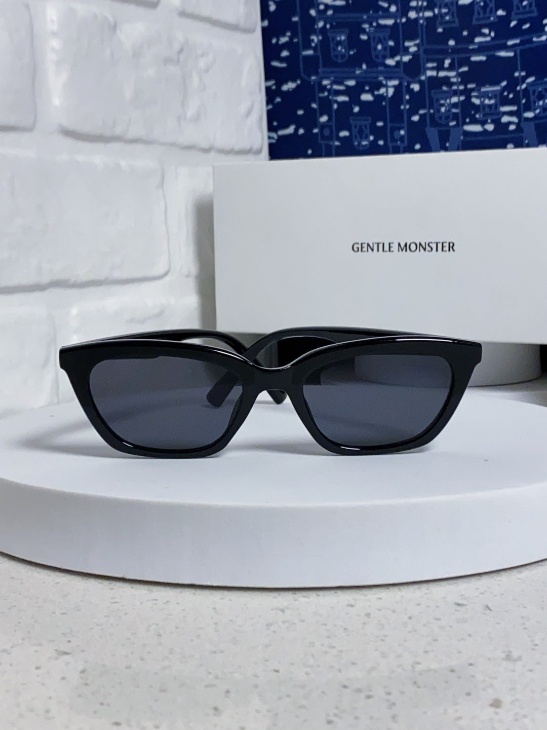 Gentle Monster LOTI Blue-Light Cat-Eye Red Lens Sunglasses for Men & - 432925 - detail image 2