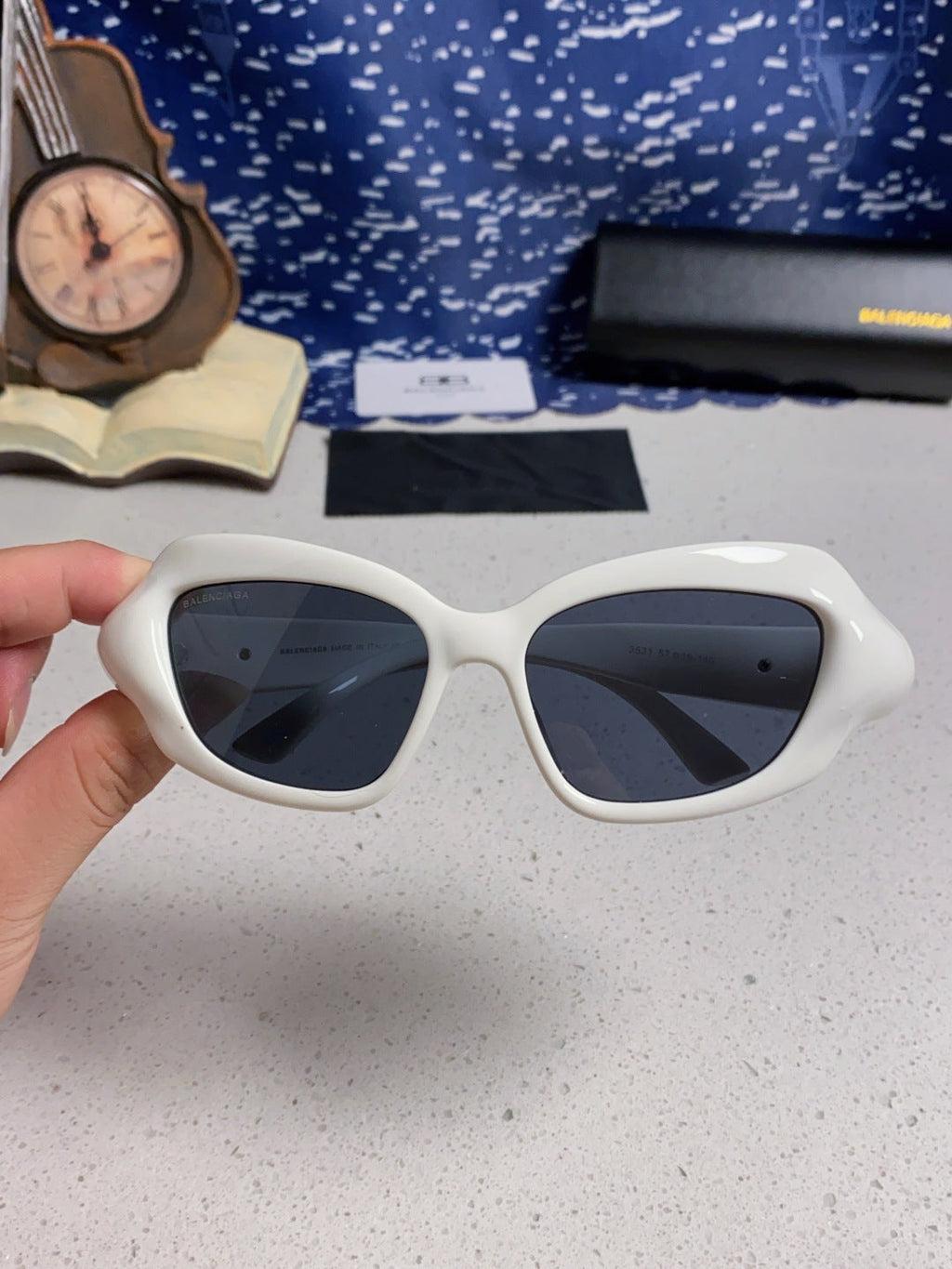 Balenciaga Oversized Silver Lens Sunglasses for Women - 432531 - detail image 4