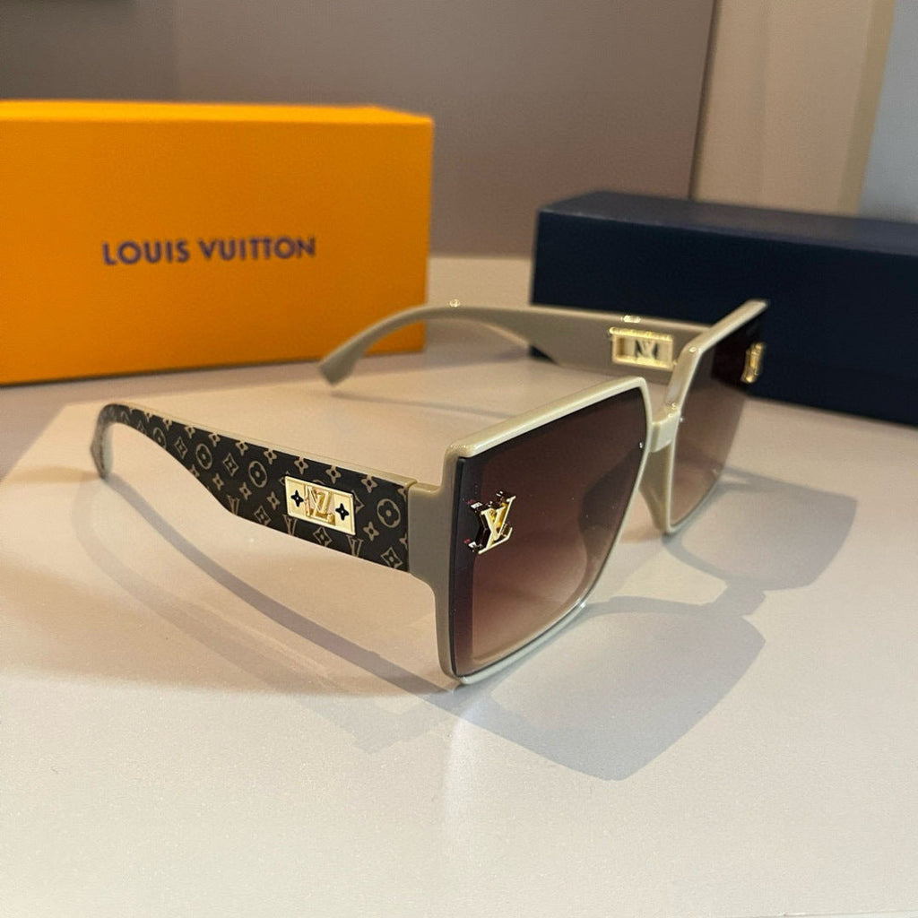 Louis Vuitton Fashion Gold Lens Sunglasses for Men & Women - 448674
