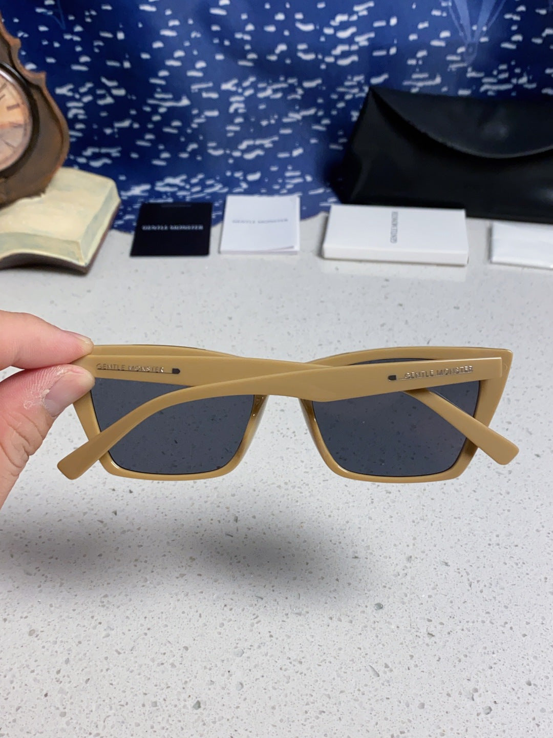 Gentle Monster TALIN Cat-Eye Brown Lens Sunglasses for Men & Women - 358886 - detail image 5