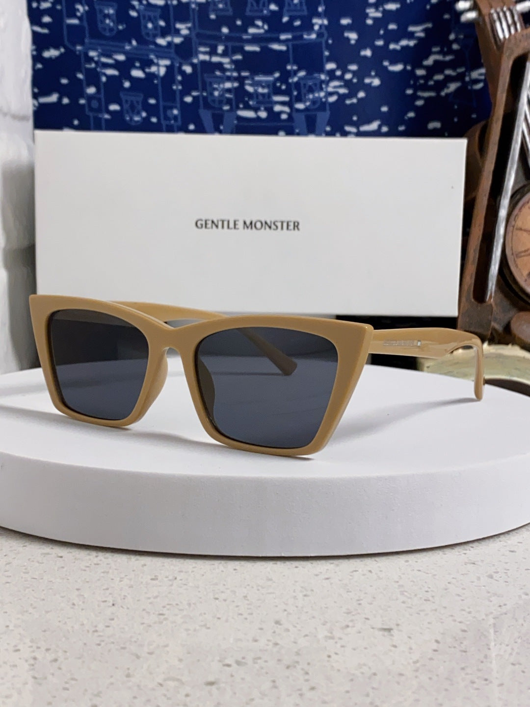 Gentle Monster TALIN Cat-Eye Brown Lens Sunglasses for Men & Women - 358886
