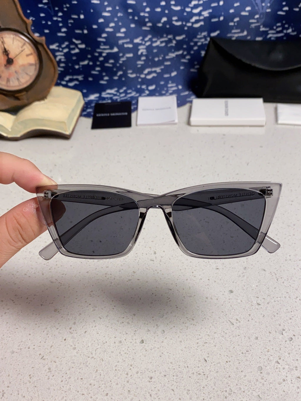 Gentle Monster TALIN Cat-Eye Black Lens Sunglasses for Men & Women - 358888 - detail image 4