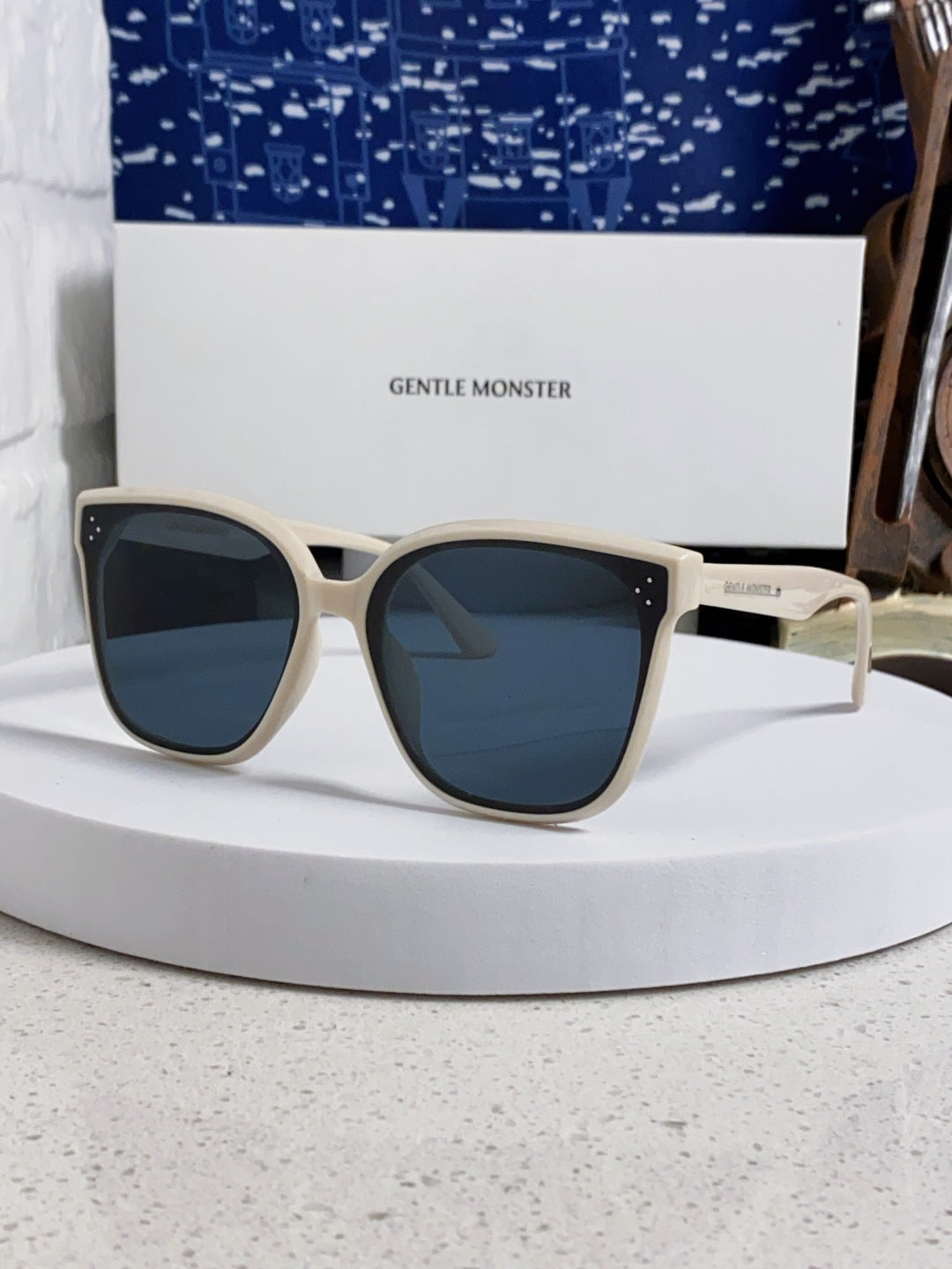 Gentle Monster RICK Polarized Oversized Black Lens Sunglasses for Men - 132657