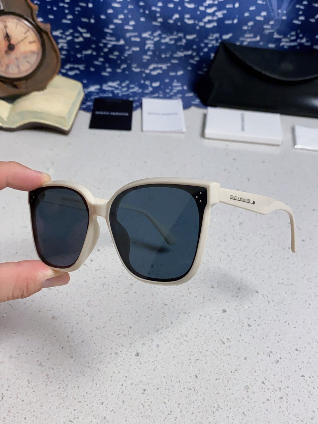 Gentle Monster RICK Polarized Oversized Black Lens Sunglasses for Men & Women - detail image 6